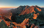 Panorama mountain autumn landscape c/o Aodbe Stock